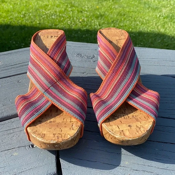 Montego Bay Club Summer Wedge Heels Rainbow size 7 size 7.5 - Picture 2 of 5